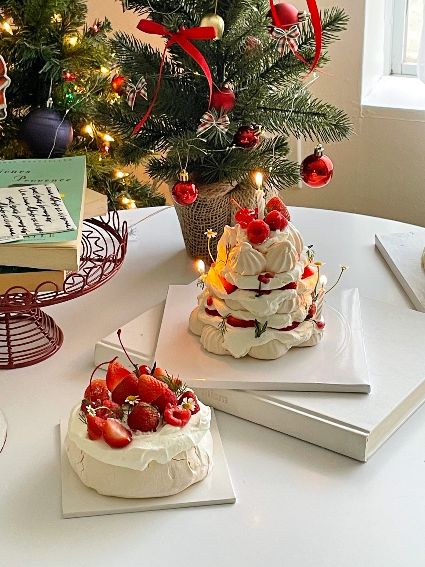 Strawberry Pavlova