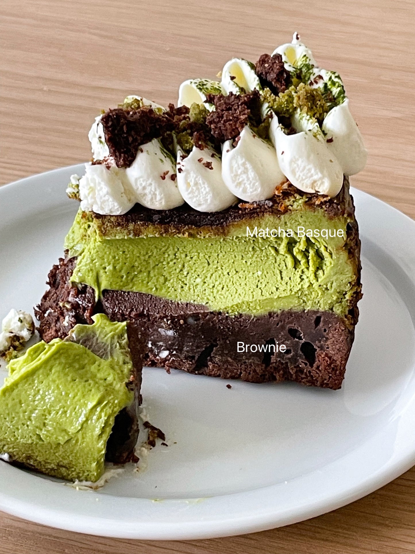 Matcha Brownie Basque Cheesecake