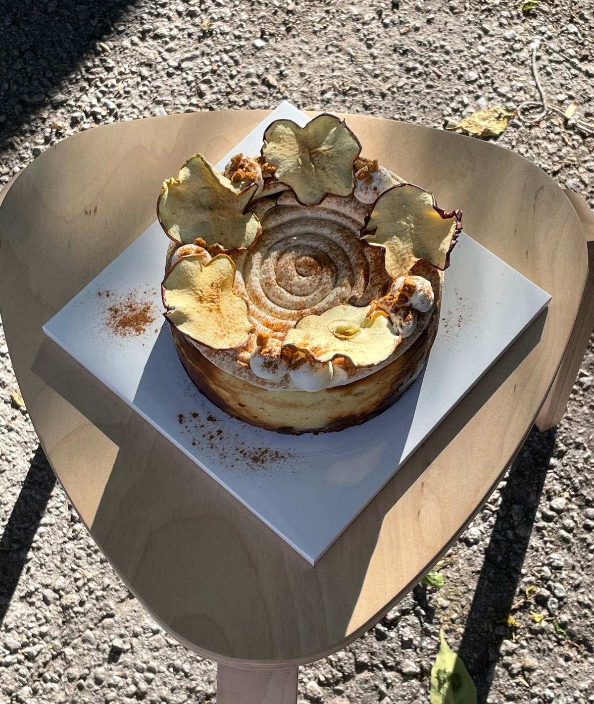 Cinnamon Roll Basque Cheesecake