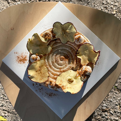 Cinnamon Roll Basque Cheesecake
