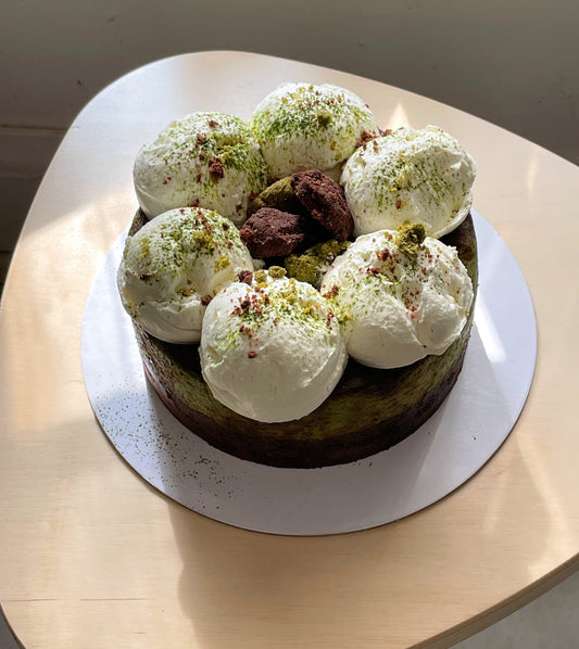 Matcha Brownie Basque Cheesecake
