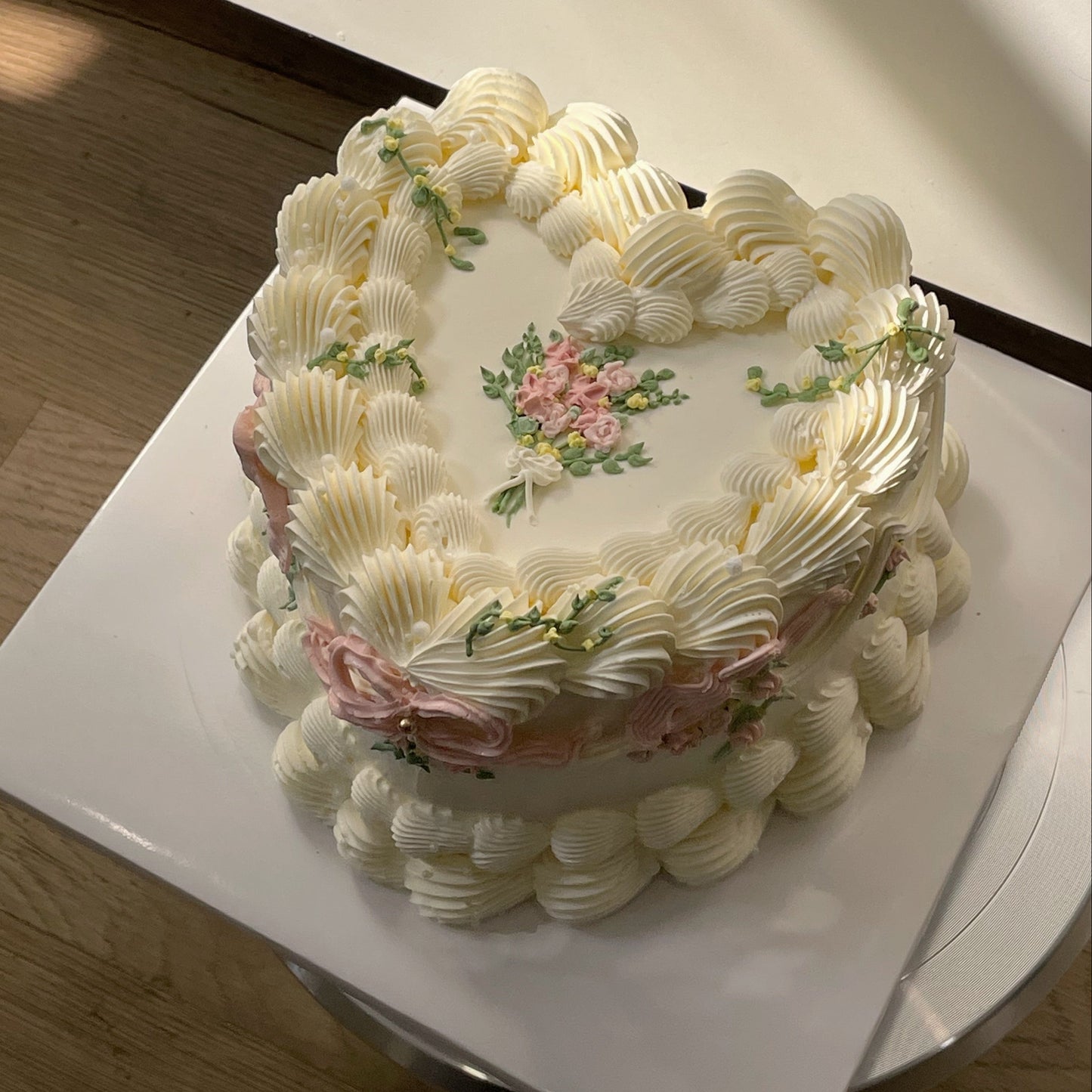 Vintage Floral Cake